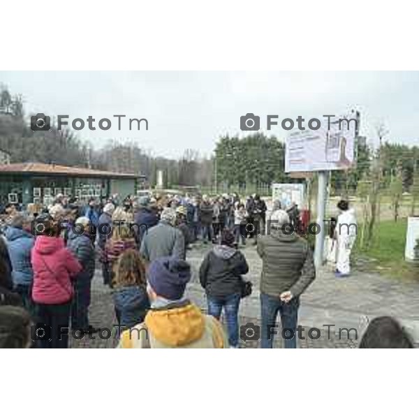 Tiziano Manzoni/LaPresse 12-02- 2026 Italia Cronaca Montello Bg protesta davanti al municipio contro l\'inceneritore voluto dalla Montello SPa