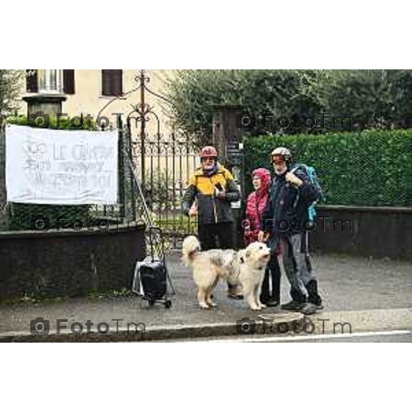 Protesta davanti al municipio contro inceneritore 14 Febbraio 2026 Italia Bergamo Bergamo protesta e presidio passaggio a livello di Via Recastello foto Tiziano Manzoni Lapresse