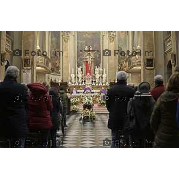 Protesta davanti al municipio contro inceneritore 12 Febbraio 2026 Italia Bergamo Villa d’Almè funerali di Daniele Santini, morto in un incidente in moto il 30 gennaio mentre si trovava in Marocco a seguire l’Africa Eco Race come cronista per il sito «SoloEnduro». foto Tiziano Manzoni Lapresse