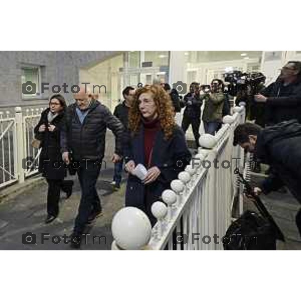 Bergamo. La Corte d’Assise ha condannato all’ergastolo Moussa Sangare per l’omicidio di Sharon Verzeni Maria Teresa Previtali e Bruno Verzeni Sergio Ruocco, la sorella Melody, 25 Febbraio 2026 Bergamo Italia foto Tiziano Manzoni Lapresse