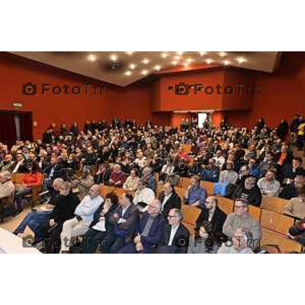 Bergamo e referendum Le ragioni del SI e del NO Confronto tra Antonio di Pietro e Maurizio Romanelli 26 Febbraio 2026 Bg Italia foto Tiziano Manzoni Lapresse