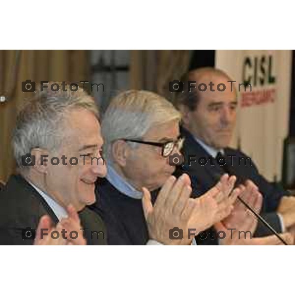 Bergamo e referendum Le ragioni del SI e del NO Confronto tra Antonio di Pietro e Maurizio Romanelli nella foto il moderatore da Franco cattaneo ( frai i due PM ) Antonio di Pietro e il Procuratore capo di Bergamo, Maurizio Romanelli. L’incontro sarà introdotto da Francesco Corna, segretario generale CISL Bergamo. 26 Febbraio 2026 Bg Italia foto Tiziano Manzoni Lapresse