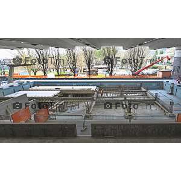 Bergamo visita cantiere Piscine Italcementi con Assessore Valesini, 28 Febbraio 2026 Bergamo Italia foto Tiziano Manzoni Lapresse