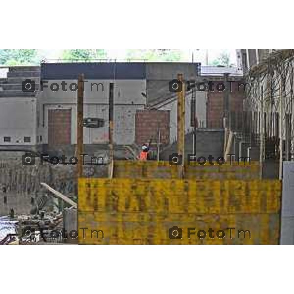 Bergamo visita cantiere Piscine Italcementi con Assessore Valesini, 28 Febbraio 2026 Bergamo Italia foto Tiziano Manzoni Lapresse