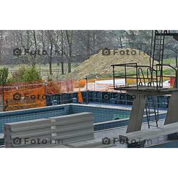 Bergamo visita cantiere Piscine Italcementi con Assessore Valesini, 28 Febbraio 2026 Bergamo Italia foto Tiziano Manzoni Lapresse