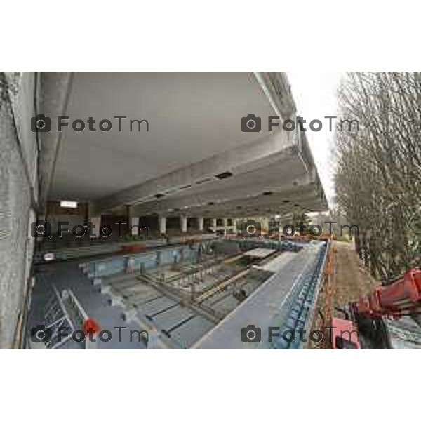 Bergamo visita cantiere Piscine Italcementi con Assessore Valesini, 28 Febbraio 2026 Bergamo Italia foto Tiziano Manzoni Lapresse