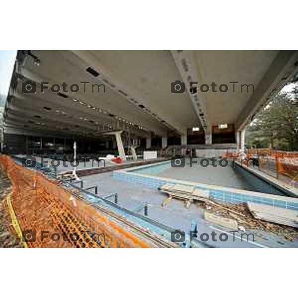 Bergamo visita cantiere Piscine Italcementi con Assessore Valesini, 28 Febbraio 2026 Bergamo Italia foto Tiziano Manzoni Lapresse