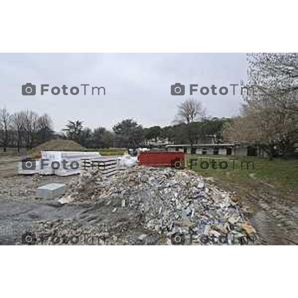 Bergamo visita cantiere Piscine Italcementi con Assessore Valesini, 28 Febbraio 2026 Bergamo Italia foto Tiziano Manzoni Lapresse