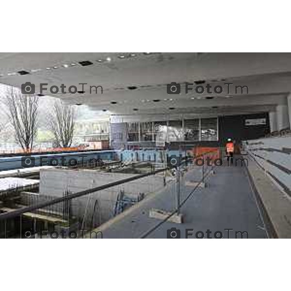 Bergamo visita cantiere Piscine Italcementi con Assessore Valesini, 28 Febbraio 2026 Bergamo Italia foto Tiziano Manzoni Lapresse