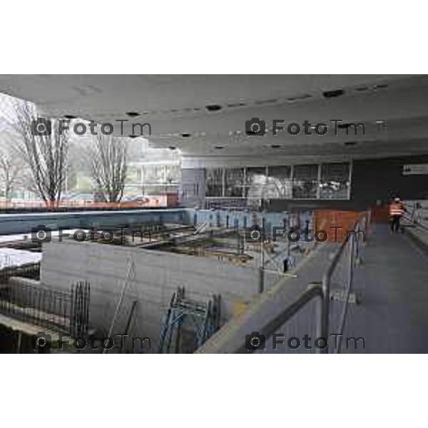 Bergamo visita cantiere Piscine Italcementi con Assessore Valesini, 28 Febbraio 2026 Bergamo Italia foto Tiziano Manzoni Lapresse