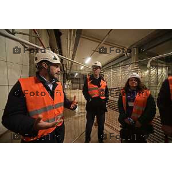 Bergamo visita cantiere Piscine Italcementi con Assessore Valesini, da sx verso dx Ing Bergamo direzione lavori etisee Simone Minali, GiovanniBiddi tiepiesse e assessore Valesini 28 Febbraio 2026 Bergamo Italia foto Tiziano Manzoni Lapresse