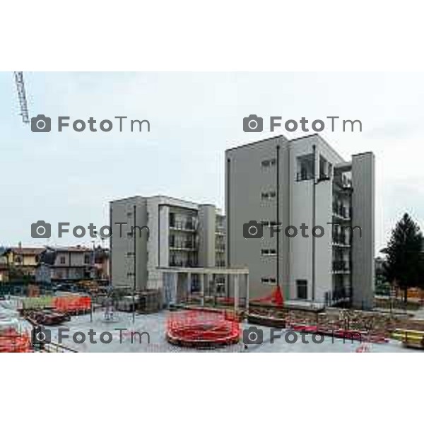 Bergamo, 2 marzo 2026 - Il Ministro delle Infrastrutture Matteo Salvini fa visita al cantiere ALER di via Tommaso Grossi e al cantiere RFI della prossima stazione di Orio Al Serio Aeroporto.