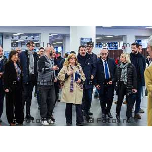 Bergamo, 2 marzo 2026 - Il Ministro delle Infrastrutture Matteo Salvini fa visita al cantiere ALER di via Tommaso Grossi e al cantiere RFI della prossima stazione di Orio Al Serio Aeroporto.