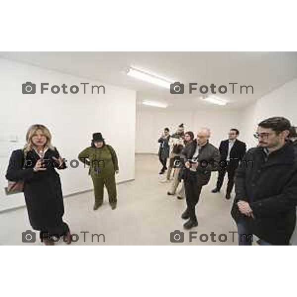 Bergamo sopralluogo cantiere ex Sacro Cuore, via Ghirardelli ’assessore alla Rigenerazione urbana Francesco Valesini, l’assessore alle Politiche sociali Marcella Messina, la Senior advisor di Near sgr (già Redo sgr) Paola Delmonte, con i project manager di Near sgr Cesare Rovati e Domenico Poerio. 4 Marzo 2026 Bergamo Italia foto Tiziano Manzoni Lapresse