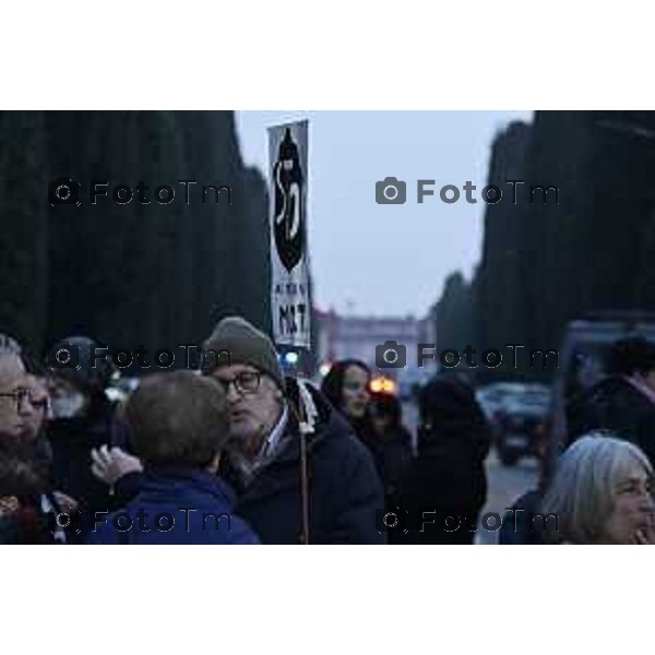 Bergamo protesta e presidio azienda Battagion produzione articoli bellici 5 Marzo 2026 Italia foto Tiziano Manzoni Lapresse