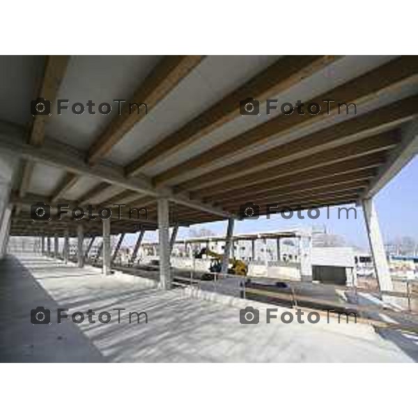 Bergamo sopralluogo, centro di raccolta e del riuso - via Langer l’assessora alla Transizione ecologica, Ambiente e Verde Oriana Ruzzini, il responsabile della Direzione ambiente verde pubblico e mobilità Silvano Armellini e il progettista e direttore dei lavori Antonio Comincini. 7 Marzo 2026 Bergamo Italia foto Tiziano Manzoni Lapresse