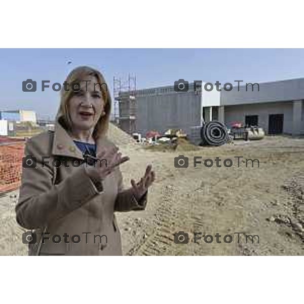 Bergamo sopralluogo, centro di raccolta e del riuso - via Langer l’assessora alla Transizione ecologica, Ambiente e Verde Oriana Ruzzini, il responsabile della Direzione ambiente verde pubblico e mobilità Silvano Armellini e il progettista e direttore dei lavori Antonio Comincini. 7 Marzo 2026 Bergamo Italia foto Tiziano Manzoni Lapresse