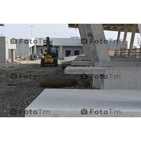 Bergamo sopralluogo, centro di raccolta e del riuso - via Langer l’assessora alla Transizione ecologica, Ambiente e Verde Oriana Ruzzini, il responsabile della Direzione ambiente verde pubblico e mobilità Silvano Armellini e il progettista e direttore dei lavori Antonio Comincini. 7 Marzo 2026 Bergamo Italia foto Tiziano Manzoni Lapresse