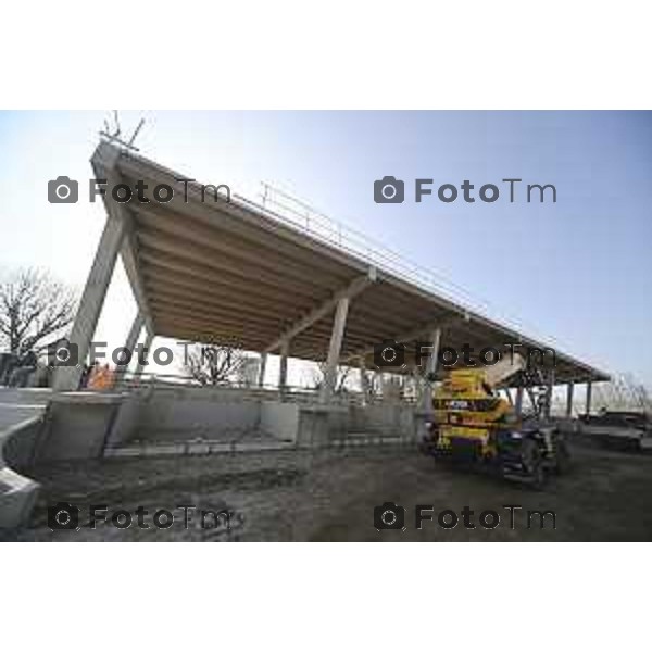 Bergamo sopralluogo, centro di raccolta e del riuso - via Langer l’assessora alla Transizione ecologica, Ambiente e Verde Oriana Ruzzini, il responsabile della Direzione ambiente verde pubblico e mobilità Silvano Armellini e il progettista e direttore dei lavori Antonio Comincini. 7 Marzo 2026 Bergamo Italia foto Tiziano Manzoni Lapresse