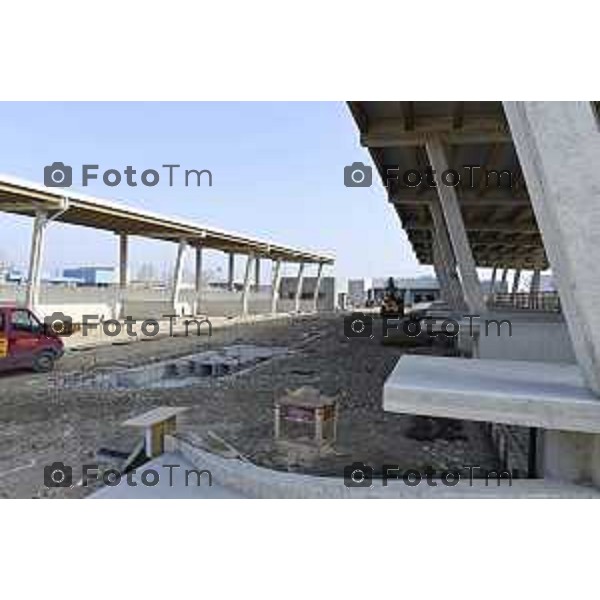 Bergamo sopralluogo, centro di raccolta e del riuso - via Langer l’assessora alla Transizione ecologica, Ambiente e Verde Oriana Ruzzini, il responsabile della Direzione ambiente verde pubblico e mobilità Silvano Armellini e il progettista e direttore dei lavori Antonio Comincini. 7 Marzo 2026 Bergamo Italia foto Tiziano Manzoni Lapresse