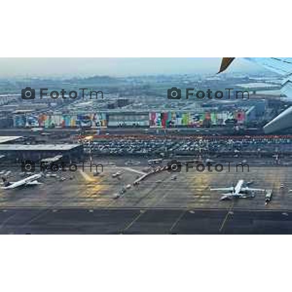 Bergamo Orio Al Serio Aereoporto nuova area partenze e vista dall\'alto 10 Marzo 2026 Bergamo Italia foto Tiziano Manzoni Lapresse