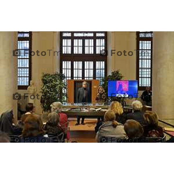 Bergamo presentazione mostra Clara Maffei La libertà e la forza gentile di una donna del Risorgimento , l\'assessore alla Cultura, Sergio Gandi, e la direttrice della Biblioteca Civica Angelo Mai, Cristiana Iommi. 14 Marzo 2026 Bergamo Italia foto Tiziano Manzoni Lapresse