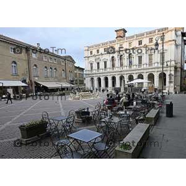 Bergamo presentazione mostra Clara Maffei La libertà e la forza gentile di una donna del Risorgimento , l\'assessore alla Cultura, Sergio Gandi, e la direttrice della Biblioteca Civica Angelo Mai, Cristiana Iommi. 14 Marzo 2026 Bergamo Italia foto Tiziano Manzoni Lapresse