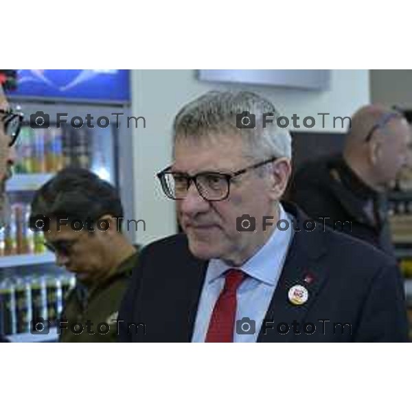 Referendum giustizia: Maurizio Landini a Seriate per rimettere al centro i diritti dei cittadini 17 Marzo 2026 Bergamo Italia foto Tiziano Manzoni Lapresse