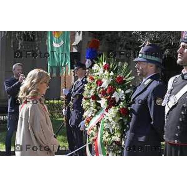 Bergamo Giornata nazionale in memoria delle vittime dell\'epidemia di Covid 19 Elena Carnevali; Presidente Provincia di Bergamo, Gianfranco Gafforelli; Presidente Ordine dei Medici Chirurghi e degli Odontoiatri della Provincia di Bergamo, Guido Marinoni; Assessore al Welfare Regione Lombardia, Guido Bertolaso; Ministro per la Pubblica Amministrazione, Sen. Paolo Zangrillo 18 Marzo 2026 Bergamo Italia foto Tiziano Manzoni Lapresse