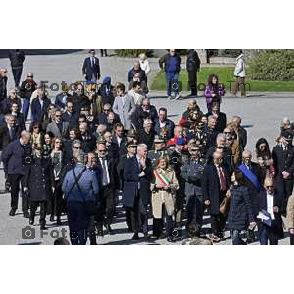 Bergamo Giornata nazionale in memoria delle vittime dell\'epidemia di Covid 19 Elena Carnevali; Presidente Provincia di Bergamo, Gianfranco Gafforelli; Presidente Ordine dei Medici Chirurghi e degli Odontoiatri della Provincia di Bergamo, Guido Marinoni; Assessore al Welfare Regione Lombardia, Guido Bertolaso; Ministro per la Pubblica Amministrazione, Sen. Paolo Zangrillo 18 Marzo 2026 Bergamo Italia foto Tiziano Manzoni Lapresse