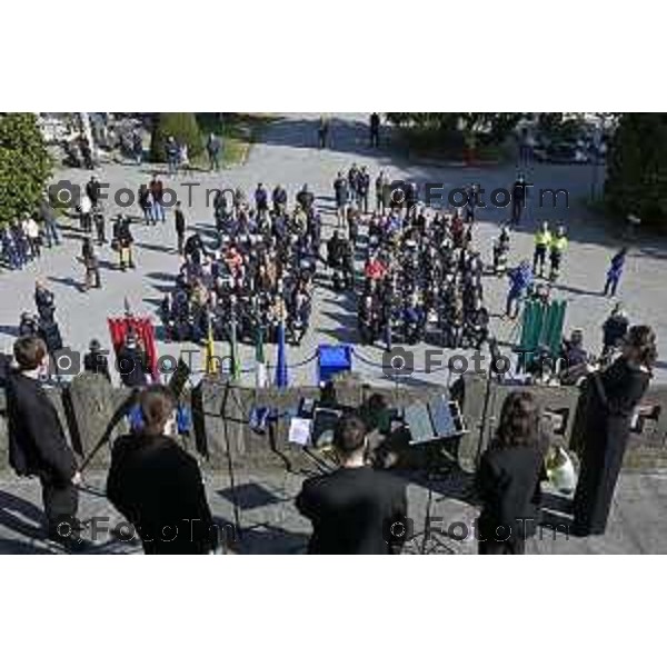 Bergamo Giornata nazionale in memoria delle vittime dell\'epidemia di Covid 19 Elena Carnevali; Presidente Provincia di Bergamo, Gianfranco Gafforelli; Presidente Ordine dei Medici Chirurghi e degli Odontoiatri della Provincia di Bergamo, Guido Marinoni; Assessore al Welfare Regione Lombardia, Guido Bertolaso; Ministro per la Pubblica Amministrazione, Sen. Paolo Zangrillo 18 Marzo 2026 Bergamo Italia foto Tiziano Manzoni Lapresse