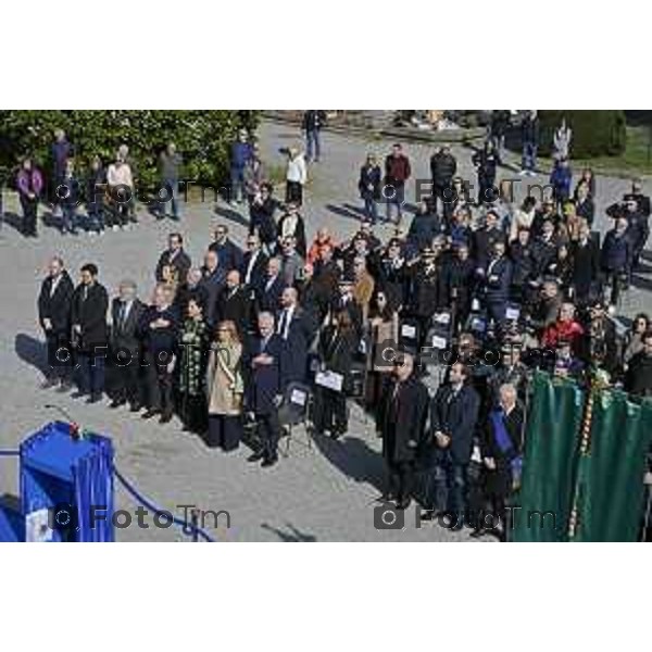 Bergamo Giornata nazionale in memoria delle vittime dell\'epidemia di Covid 19 Elena Carnevali; Presidente Provincia di Bergamo, Gianfranco Gafforelli; Presidente Ordine dei Medici Chirurghi e degli Odontoiatri della Provincia di Bergamo, Guido Marinoni; Assessore al Welfare Regione Lombardia, Guido Bertolaso; Ministro per la Pubblica Amministrazione, Sen. Paolo Zangrillo 18 Marzo 2026 Bergamo Italia foto Tiziano Manzoni Lapresse