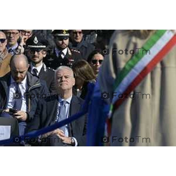 Bergamo Giornata nazionale in memoria delle vittime dell\'epidemia di Covid 19 Elena Carnevali; Presidente Provincia di Bergamo, Gianfranco Gafforelli; Presidente Ordine dei Medici Chirurghi e degli Odontoiatri della Provincia di Bergamo, Guido Marinoni; Assessore al Welfare Regione Lombardia, Guido Bertolaso; Ministro per la Pubblica Amministrazione, Sen. Paolo Zangrillo 18 Marzo 2026 Bergamo Italia foto Tiziano Manzoni Lapresse