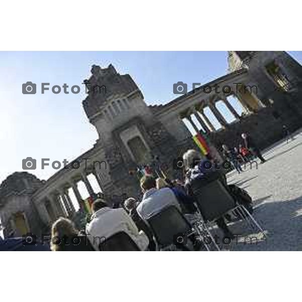 Bergamo Giornata nazionale in memoria delle vittime dell\'epidemia di Covid 19 Elena Carnevali; Presidente Provincia di Bergamo, Gianfranco Gafforelli; Presidente Ordine dei Medici Chirurghi e degli Odontoiatri della Provincia di Bergamo, Guido Marinoni; Assessore al Welfare Regione Lombardia, Guido Bertolaso; Ministro per la Pubblica Amministrazione, Sen. Paolo Zangrillo 18 Marzo 2026 Bergamo Italia foto Tiziano Manzoni Lapresse