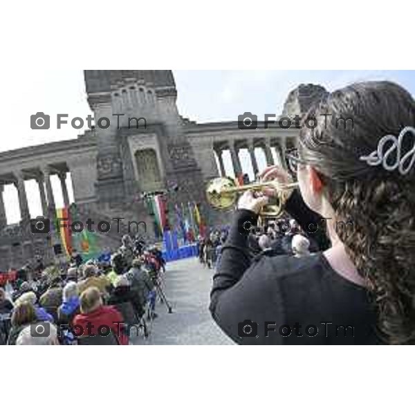 Bergamo Giornata nazionale in memoria delle vittime dell\'epidemia di Covid 19 Elena Carnevali; Presidente Provincia di Bergamo, Gianfranco Gafforelli; Presidente Ordine dei Medici Chirurghi e degli Odontoiatri della Provincia di Bergamo, Guido Marinoni; Assessore al Welfare Regione Lombardia, Guido Bertolaso; Ministro per la Pubblica Amministrazione, Sen. Paolo Zangrillo 18 Marzo 2026 Bergamo Italia foto Tiziano Manzoni Lapresse