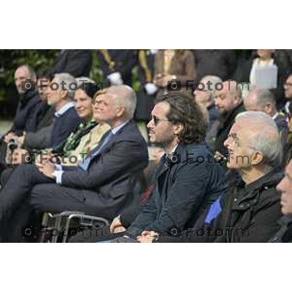 Bergamo Giornata nazionale in memoria delle vittime dell\'epidemia di Covid 19 Elena Carnevali; Presidente Provincia di Bergamo, Gianfranco Gafforelli; Presidente Ordine dei Medici Chirurghi e degli Odontoiatri della Provincia di Bergamo, Guido Marinoni; Assessore al Welfare Regione Lombardia, Guido Bertolaso; Ministro per la Pubblica Amministrazione, Sen. Paolo Zangrillo 18 Marzo 2026 Bergamo Italia foto Tiziano Manzoni Lapresse