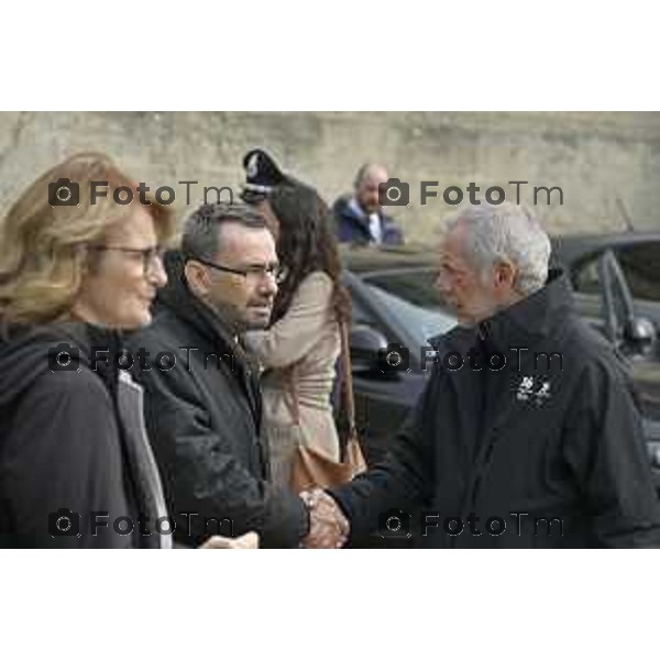 Bergamo Giornata nazionale in memoria delle vittime dell\'epidemia di Covid 19 Elena Carnevali; Presidente Provincia di Bergamo, Gianfranco Gafforelli; Presidente Ordine dei Medici Chirurghi e degli Odontoiatri della Provincia di Bergamo, Guido Marinoni; Assessore al Welfare Regione Lombardia, Guido Bertolaso; Ministro per la Pubblica Amministrazione, Sen. Paolo Zangrillo 18 Marzo 2026 Bergamo Italia foto Tiziano Manzoni Lapresse