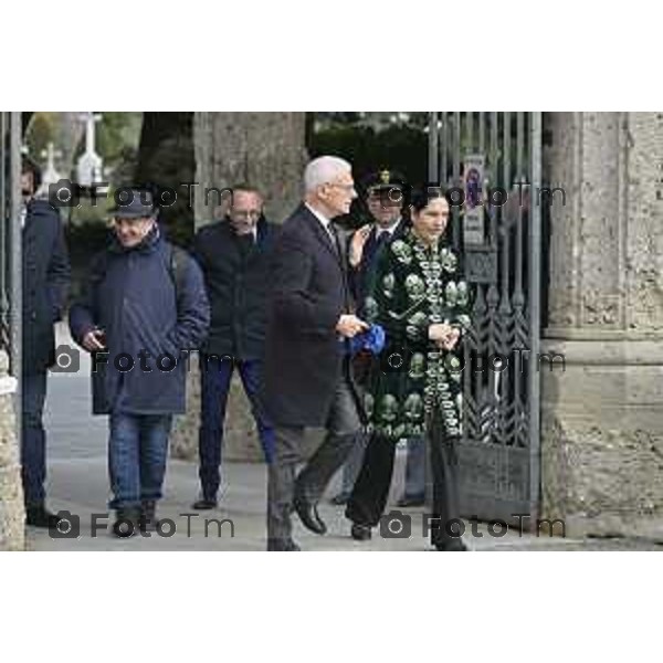 Bergamo Giornata nazionale in memoria delle vittime dell\'epidemia di Covid 19 Elena Carnevali; Presidente Provincia di Bergamo, Gianfranco Gafforelli; Presidente Ordine dei Medici Chirurghi e degli Odontoiatri della Provincia di Bergamo, Guido Marinoni; Assessore al Welfare Regione Lombardia, Guido Bertolaso; Ministro per la Pubblica Amministrazione, Sen. Paolo Zangrillo 18 Marzo 2026 Bergamo Italia foto Tiziano Manzoni Lapresse