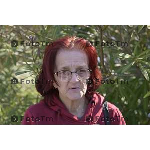 Bergamo. L’autopsia sul corpo di Valentina Sarto camera mortuaria dell’ospedale di Bergamo Lia Ventura mamma di Valentina (felpa viola) con l’attuale marito Antonio (giubbetto nero con cappuccio grigio) , il papà di Valentina Vincenzo,( giaccone doppio petto ) e uno dei due fratelli (felpa nera scritta Jones) 20 Marzo 2026 Bergamo Italia foto Tiziano Manzoni Lapresse