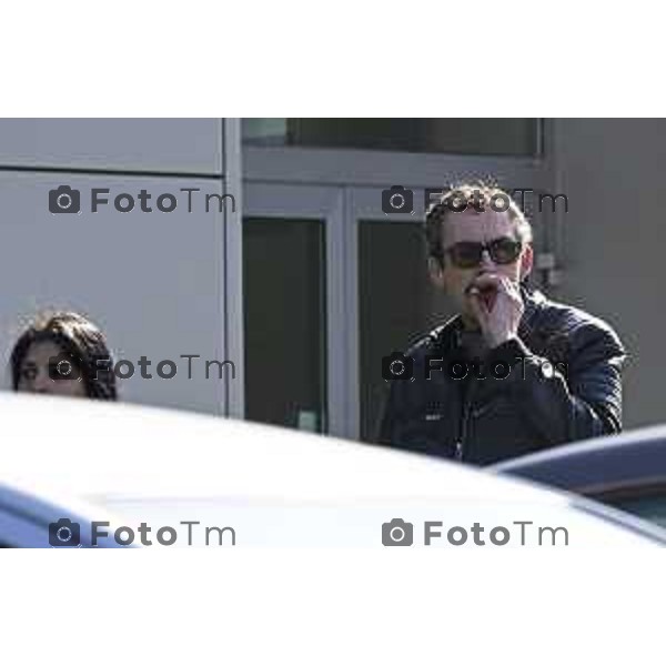 Bergamo. L’autopsia sul corpo di Valentina Sarto camera mortuaria dell’ospedale di Bergamo Moris Panza con un amica di Valentina 20 Marzo 2026 Bergamo Italia foto Tiziano Manzoni Lapresse