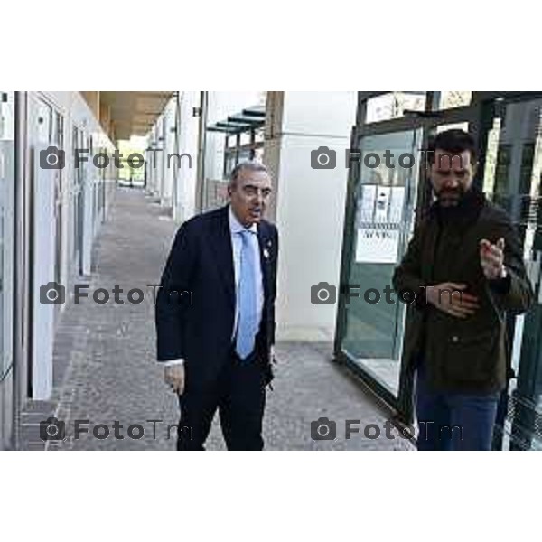 Maurizio Gasparri, presidente dei senatori di Forza Italia a Bergamo per referendum giustizia. Arrivo di Gasparri 19 Marzo 2026 Bergamo Italia foto Tiziano Manzoni Lapresse