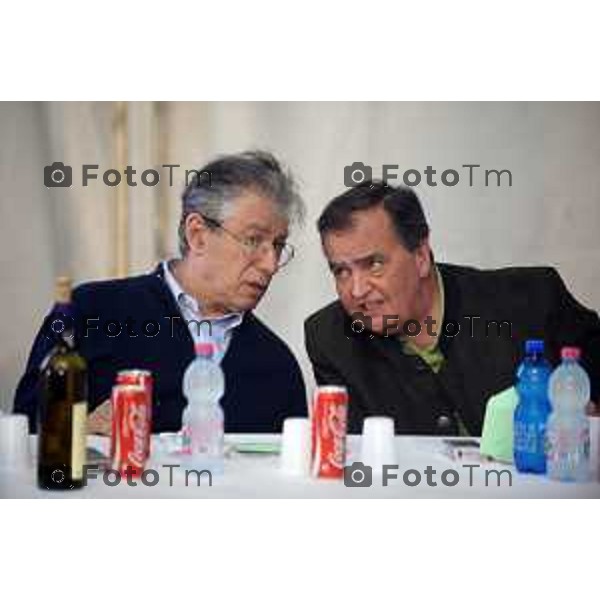 Zanica Lega Day 01-Maggio 2012 Nella foto: da sx Umberto Bossi e Roberto Calderoli foto Tiziano Manzoni