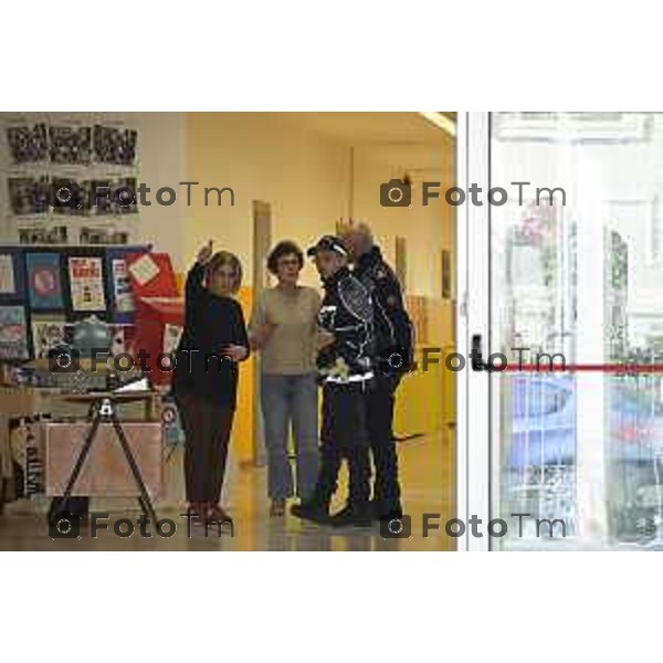 Tescore Balneario, BG scuola Media Da Vinci alunno accoltella professoressa a scuoa 25 Marzo 2026 Bergamo Italia Trescore Balneario investimento foto Tiziano Manzoni Lapresse