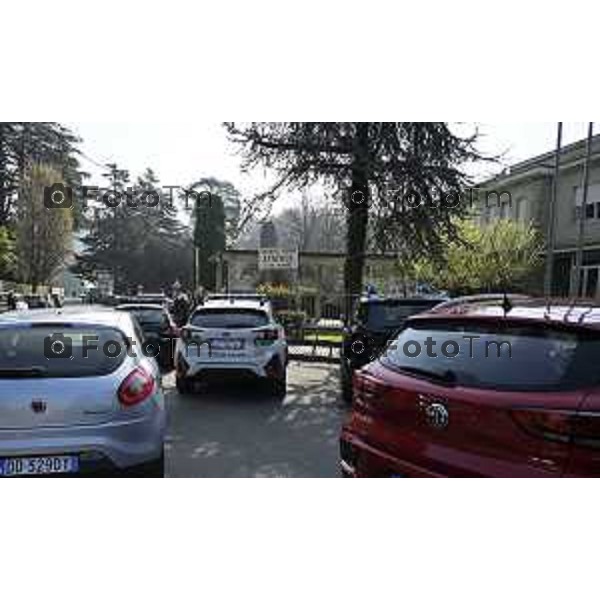 Tescore Balneario, BG scuola Media Da Vinci alunno accoltella professoressa a scuoa 25 Marzo 2026 Bergamo Italia Trescore Balneario investimento foto Tiziano Manzoni Lapresse