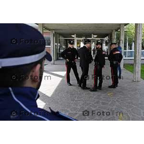 Tescore Balneario, BG scuola Media Da Vinci alunno accoltella professoressa a scuoa 25 Marzo 2026 Bergamo Italia Trescore Balneario investimento foto Tiziano Manzoni Lapresse