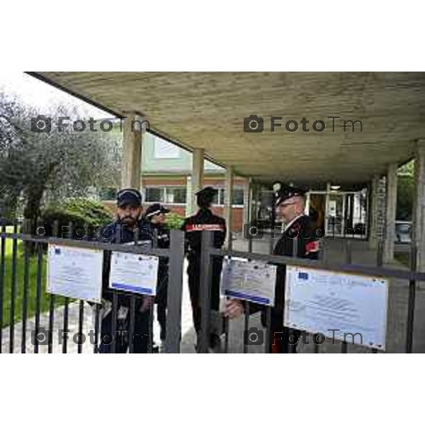 Tescore Balneario, BG scuola Media Da Vinci alunno accoltella professoressa a scuoa 25 Marzo 2026 Bergamo Italia Trescore Balneario investimento foto Tiziano Manzoni Lapresse