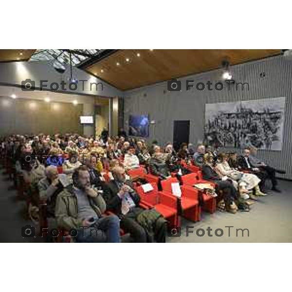 Claudio Cerasa presenta a Bergamo il suo ultimo libro "L\'antidoto. Libertà, ambiente, tecnologia. Manifesto ottimista contro la dittatura del catastrofismo" Maria Elena Boschi, Giorgio Gori e Angelino Alfano 26 marzo 2026 Italia foto Tiziano Manzoni Lapresse