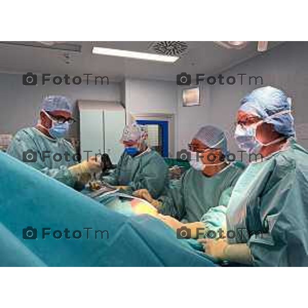 Bergamo Privato Fenaroli è un chirurgo senologo di esperienza pluridecennale, 27 Marzo 2026 Bergamo Italia foto Tiziano Manzoni Lapresse