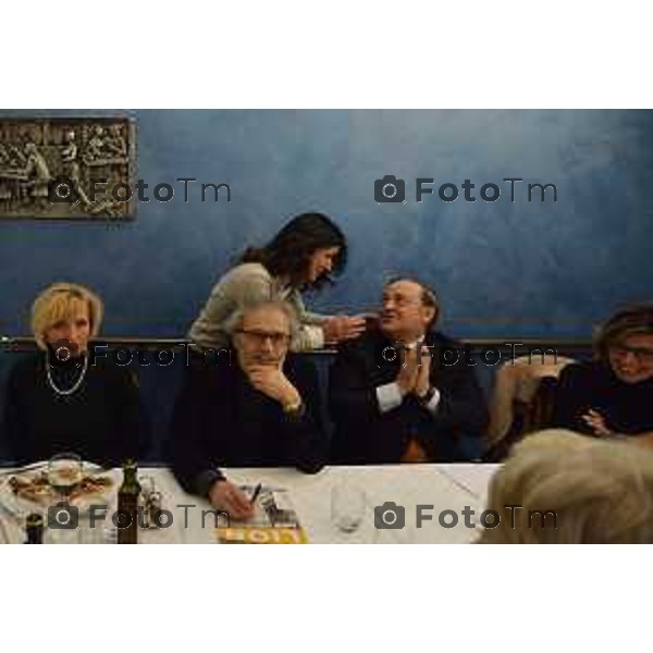 foto LaPresse Tiziano Manzoni (archivio Manzoni ) Bergamo 2014,ristorante piccolo mare ritrovo candidati lista tentorio NELLA FOTO SARTIRANI CON TENTORIO E ALTRI CANDIDATI LISTA Bergamo-Tiziano Manzoni