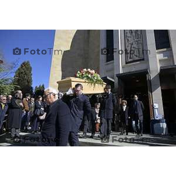 Bergamo funerale di Franco Tentorio ex sindaco di Bg e consigliere comunale per 49 anni anni 30 Marzo 2026 Bergamo Italia foto Tiziano Manzoni Lapresse